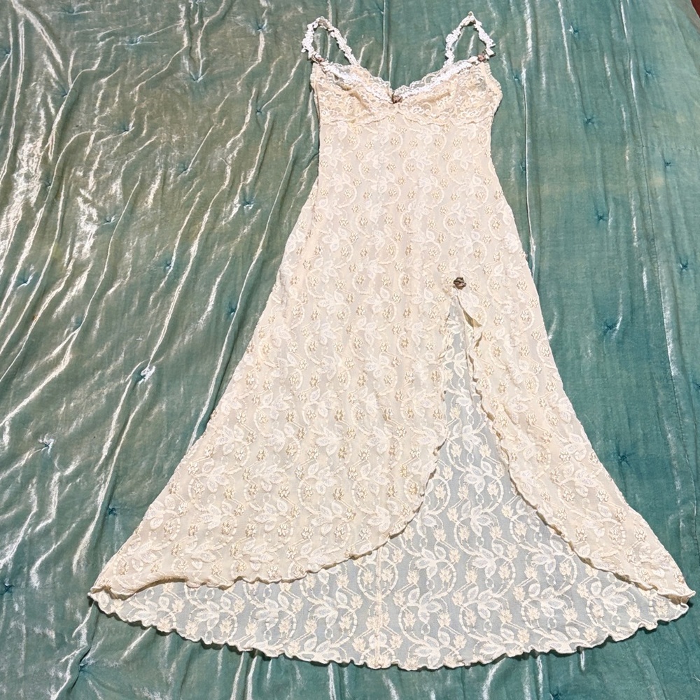 Vintage ivory lace nightgown by Claire Pettibone • Size XS • Pre-owned
